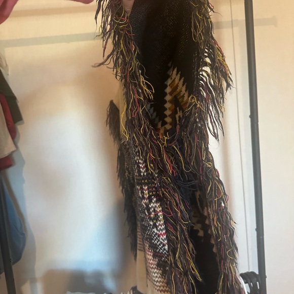 Multicolor Geometric Pattern Sweater - Picture 3 of 3